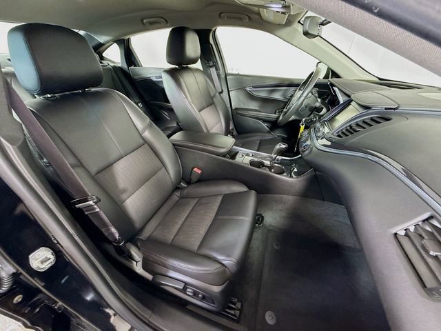 Used 2016 Chevrolet Impala LT image 25