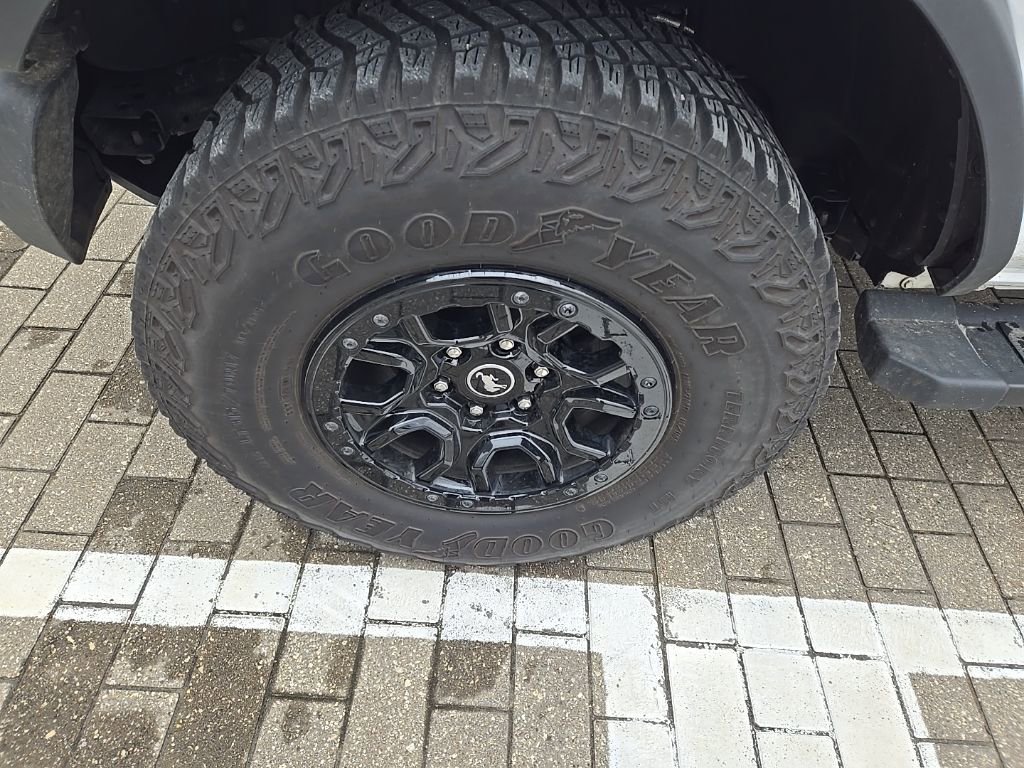 Used 2022 Ford Bronco Wildtrak image 10