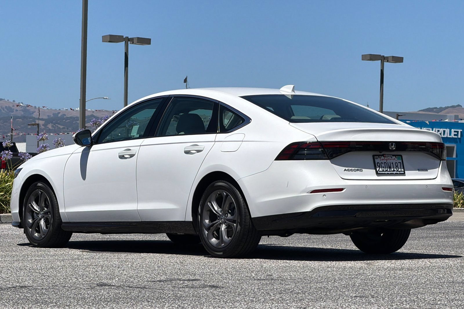 Used 2023 Honda Accord EX-L image 7