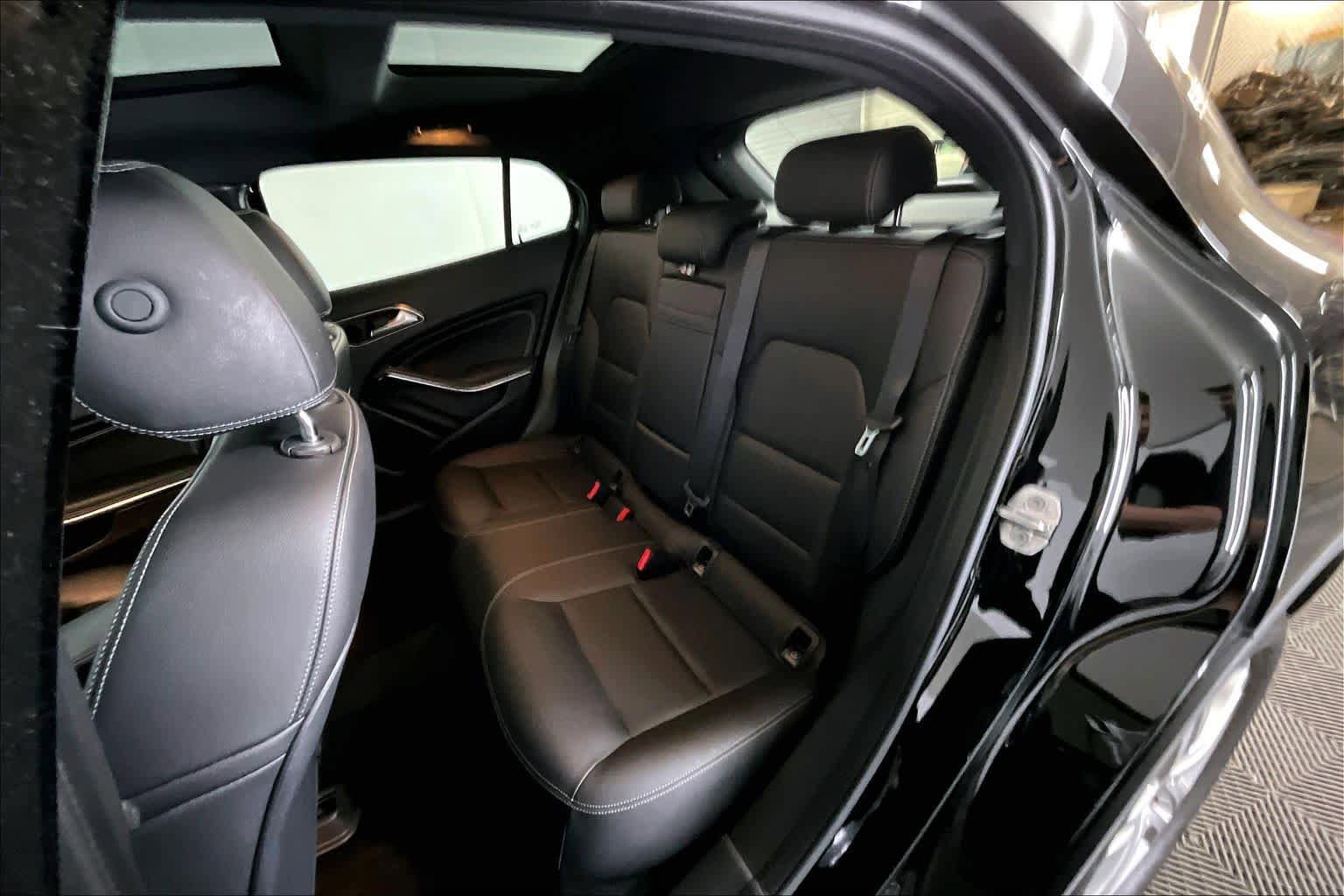 Used 2019 Mercedes-Benz GLA 250 4MATIC image 21