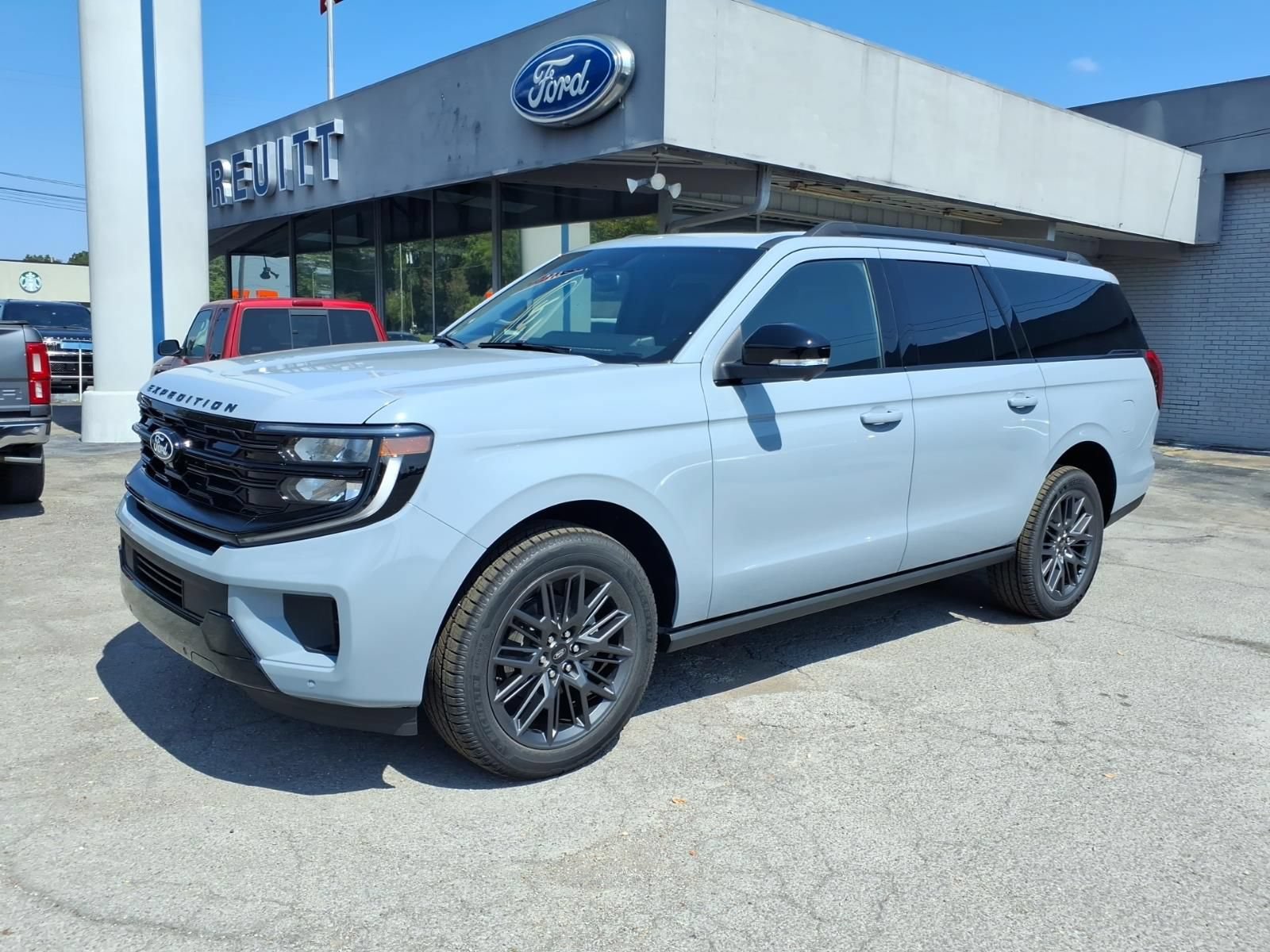 New 2027 Ford Expedition Max Platinum w/ Stealth Appearance Package RWD image 1