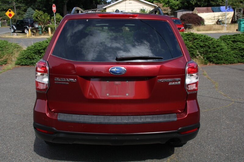 Used 2015 Subaru Forester 2.5i Premium w/ All-Weather Package AWD/4WD image 11