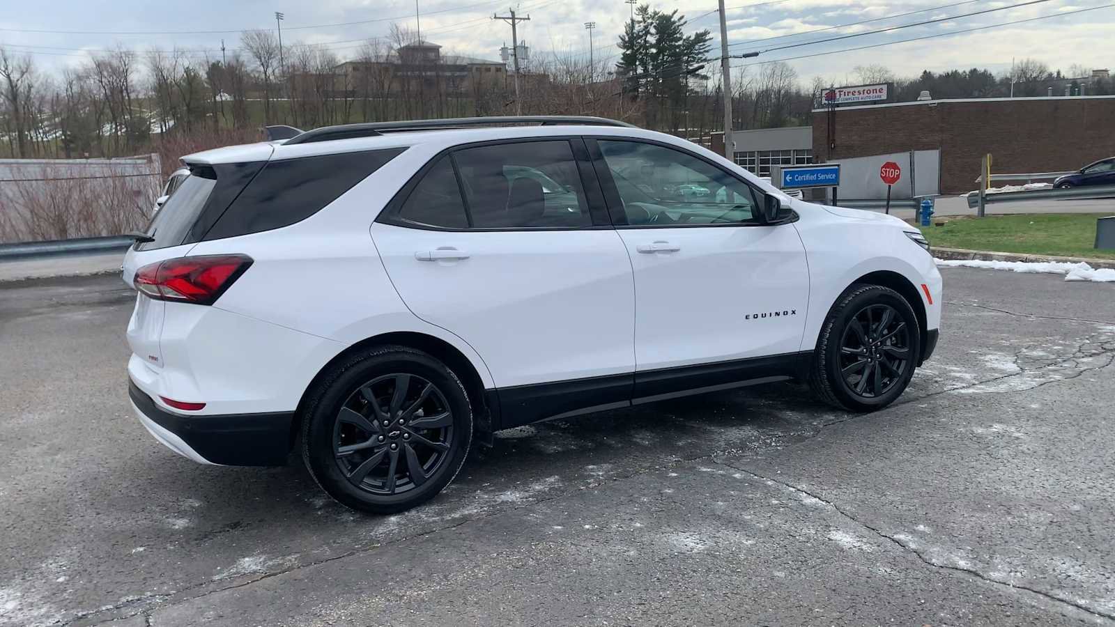 Certified 2024 Chevrolet Equinox RS w/ RS Leather Package image 8