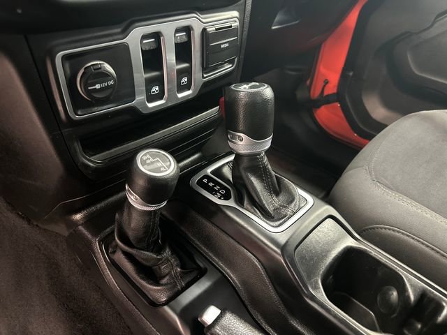 Used 2018 Jeep Wrangler Sport AWD/4WD image 26