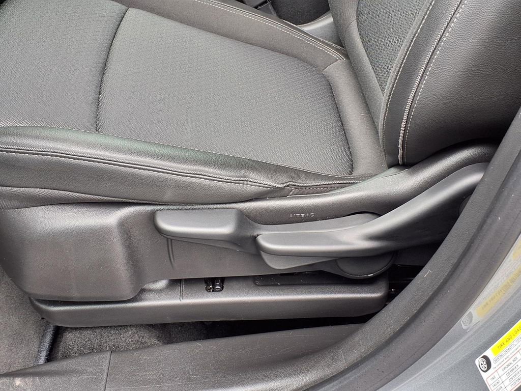 Used 2025 Buick Encore GX Preferred image 4