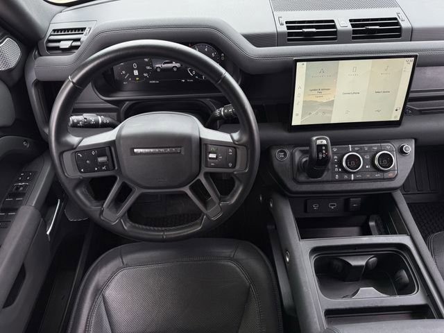 Used 2023 Land Rover Defender 130 X-Dynamic SE image 14