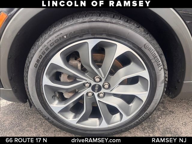 Used 2023 Lincoln Nautilus Reserve AWD/4WD image 28