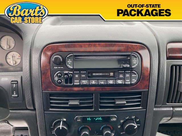 Used 2004 Jeep Grand Cherokee Limited w/ Trailer Tow Group IV image 32