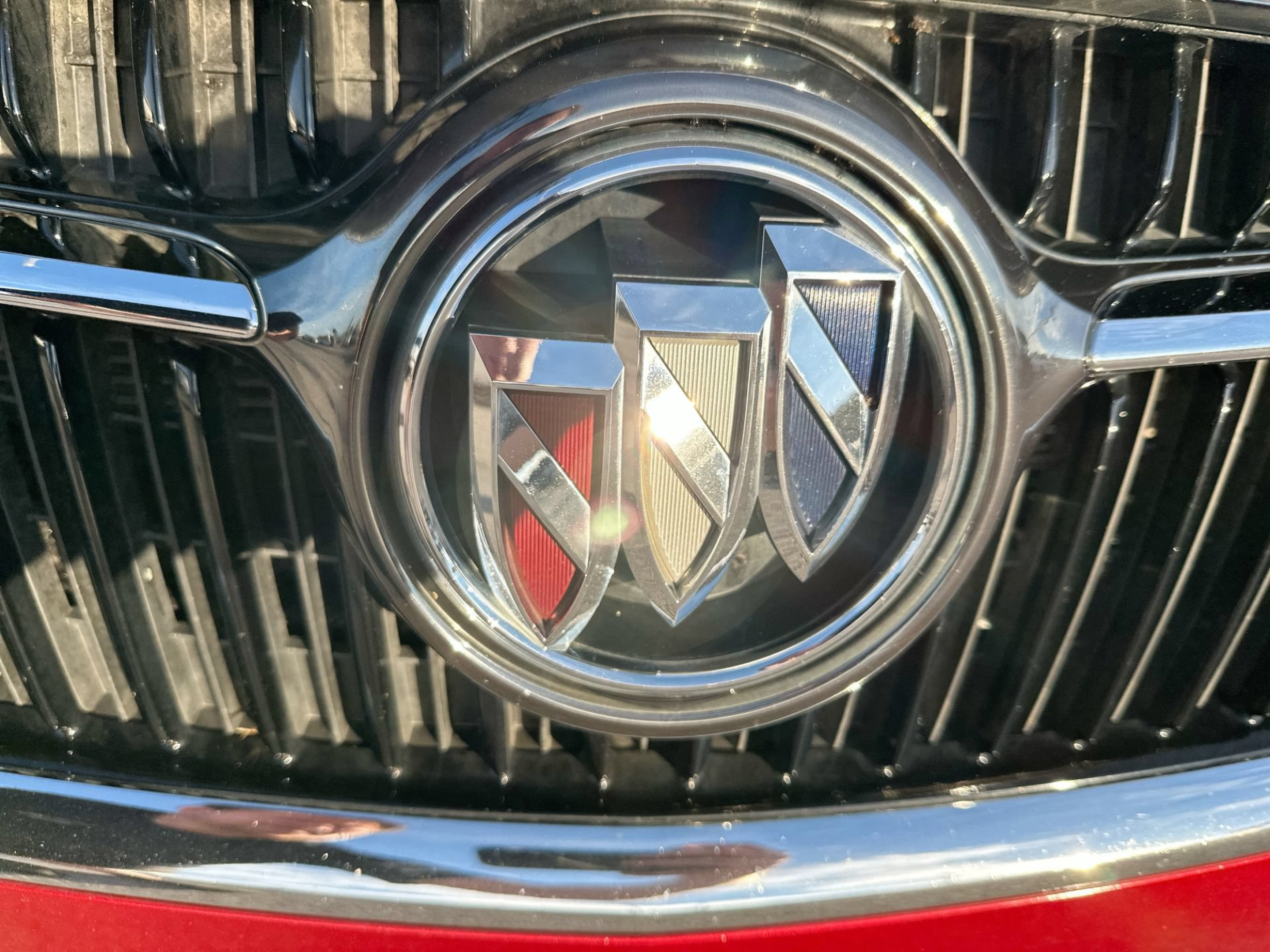 Used 2019 Buick LaCrosse Essence w/ Sun and Shade Package FWD image 28