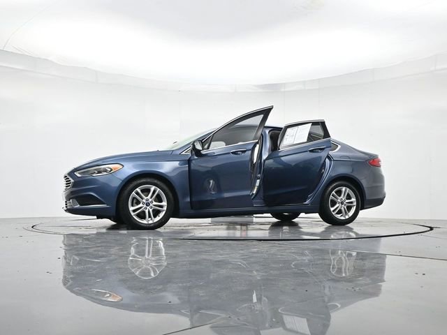 Used 2018 Ford Fusion SE image 48