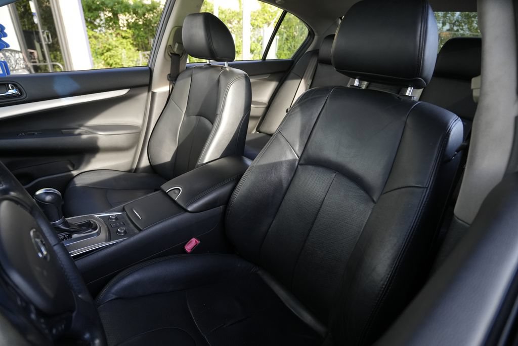 Used 2015 INFINITI Q40 AWD w/ Navigation Package image 20