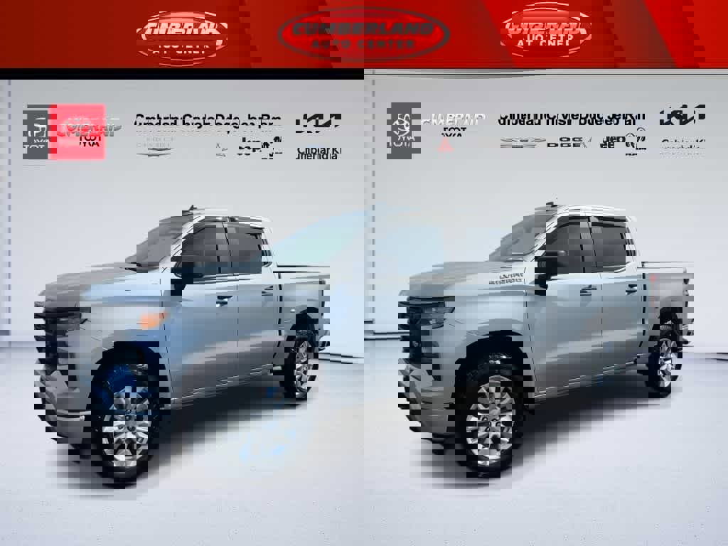 Used 2022 Chevrolet Silverado 1500 Custom image 4