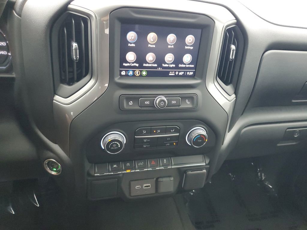 Used 2025 Chevrolet Silverado 1500 Custom image 14