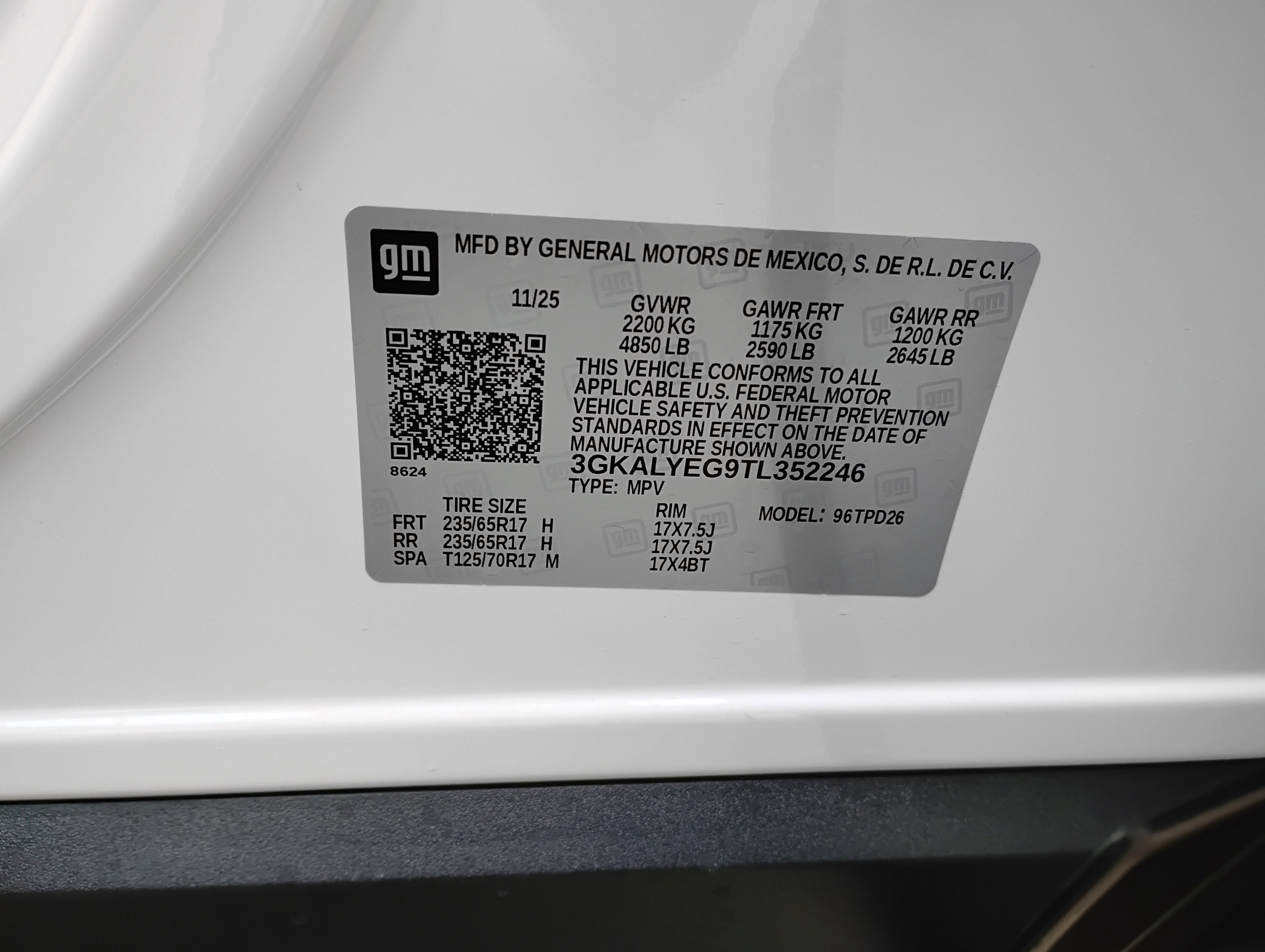 New 2026 GMC Terrain AT4 w/ LPO, Black Badging Package image 39