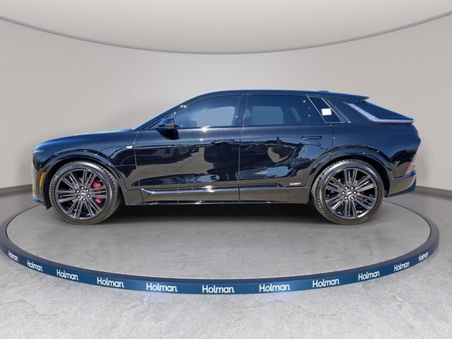 Used 2026 Cadillac Lyriq V image 9