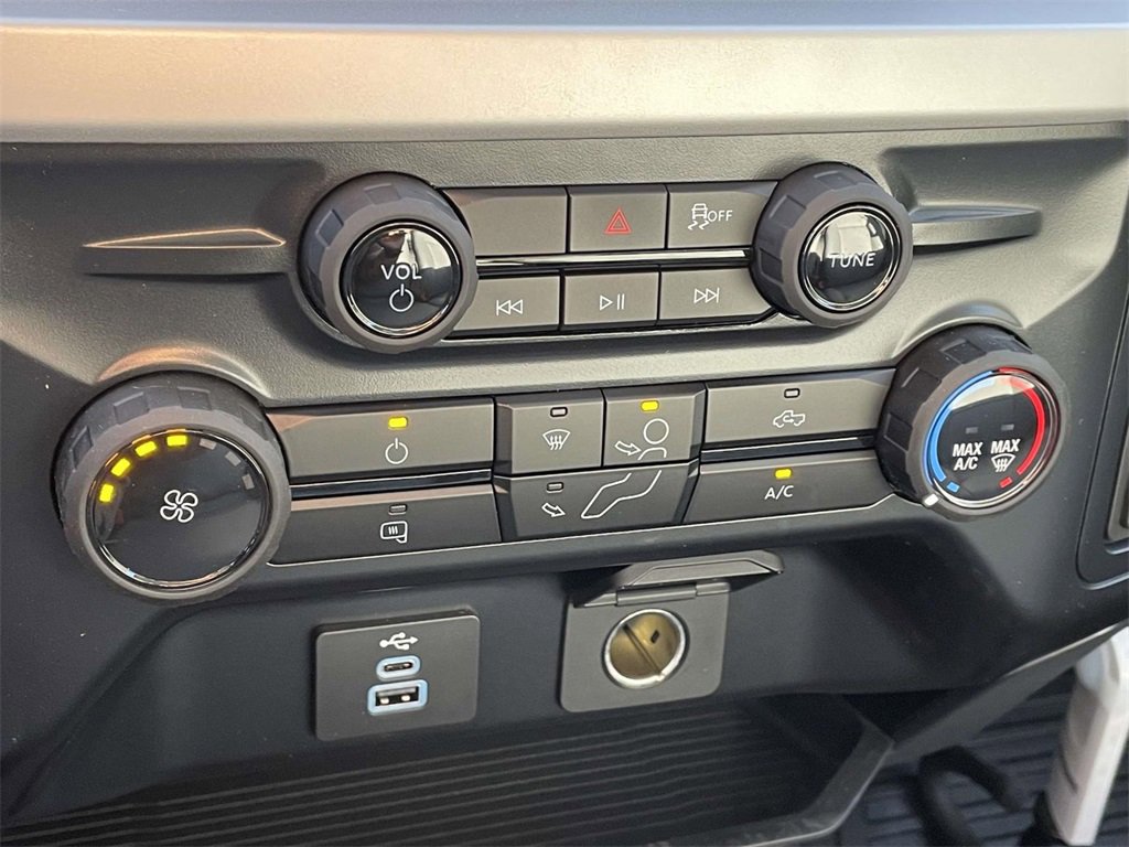New 2026 Ford F250 XL image 22
