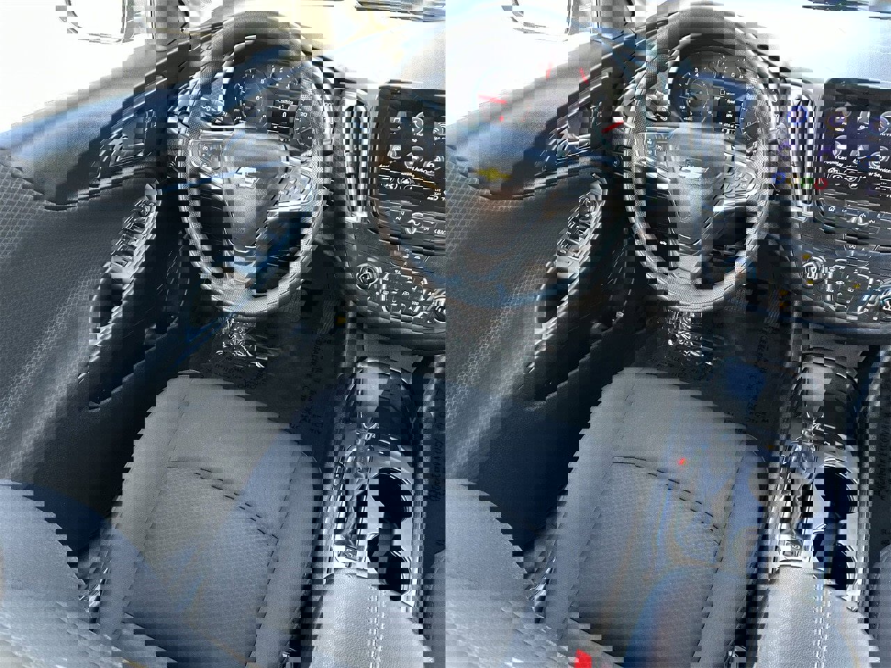 Used 2024 Chevrolet Malibu LT image 15