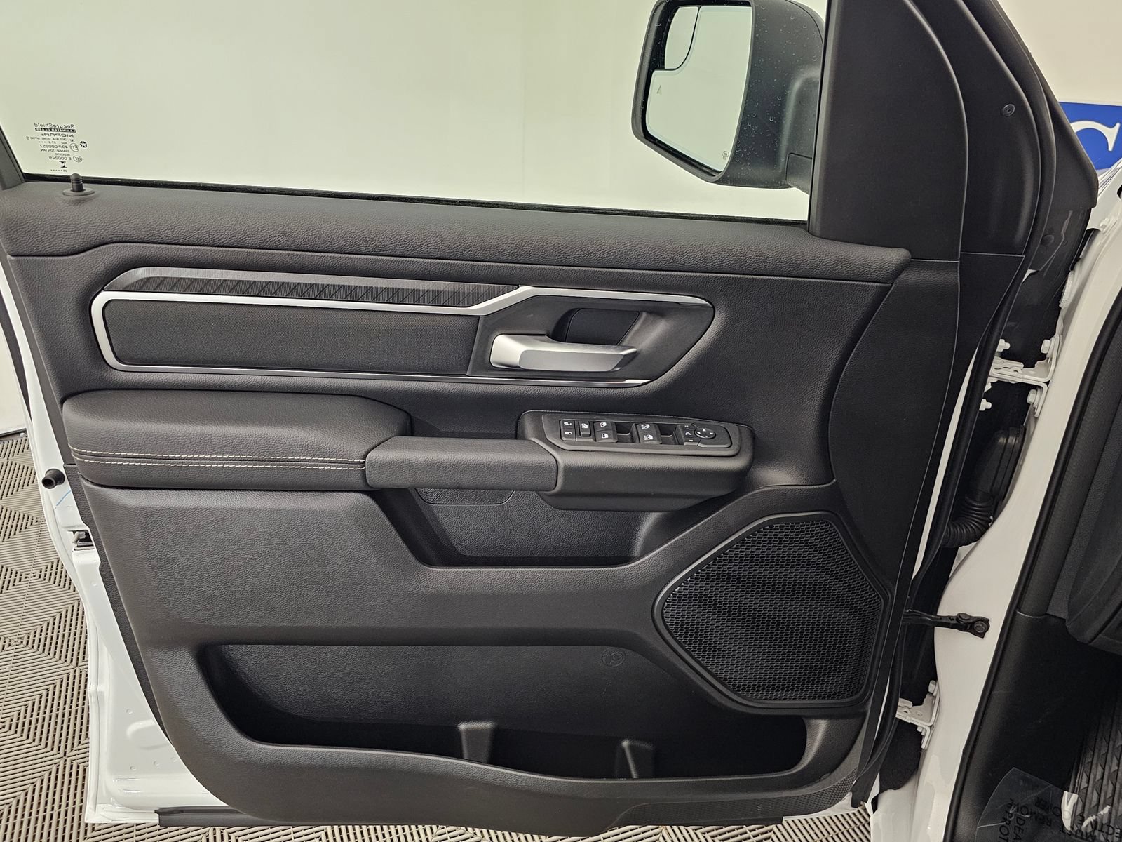 New 2026 RAM 1500 Big Horn AWD/4WD image 10
