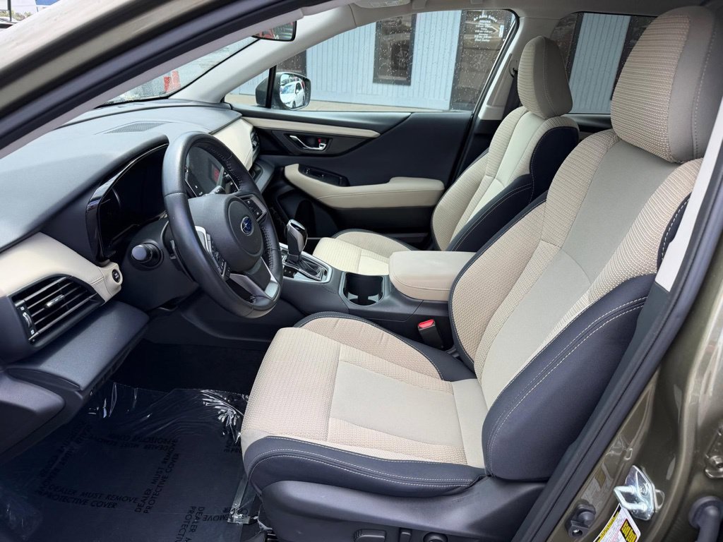 Used 2023 Subaru Outback Premium AWD/4WD image 12
