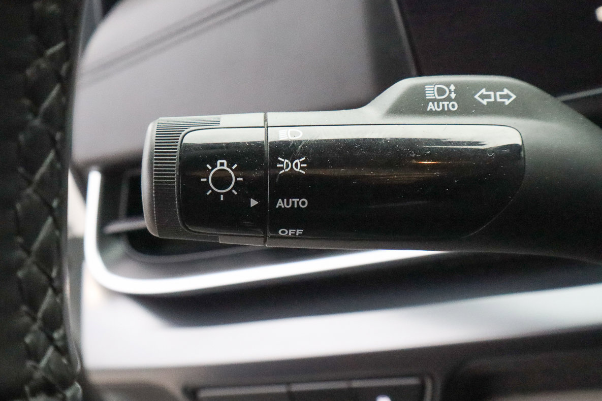 Used 2025 Kia Carnival image 16