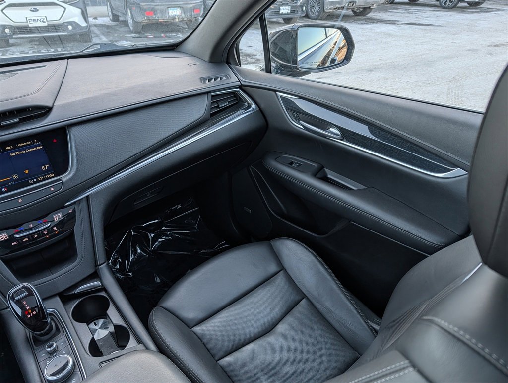 Used 2021 Cadillac XT5 Premium Luxury image 11