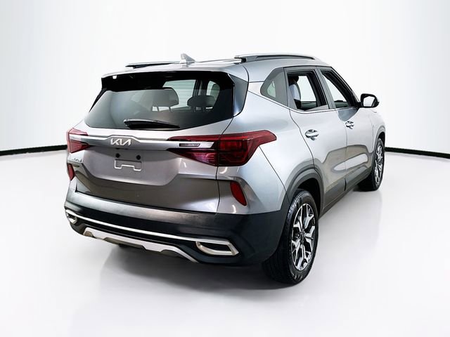 Used 2023 Kia Seltos EX image 10