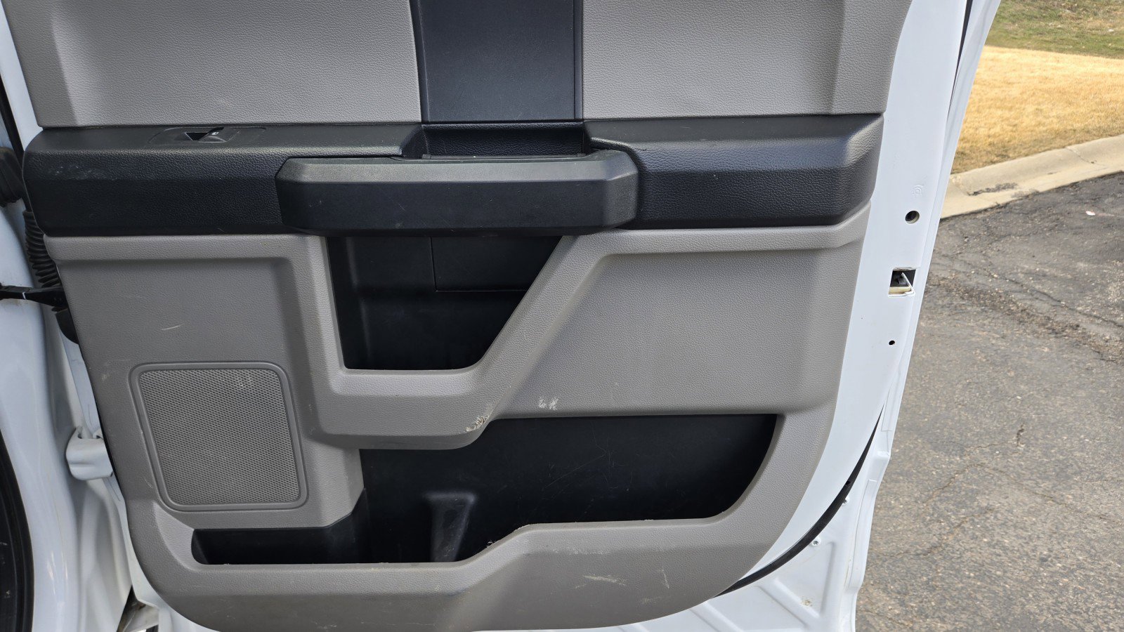 Used 2018 Ford F350 XL w/ Power Equipment Group image 28