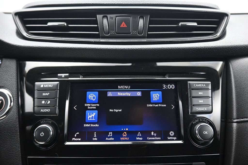 Used 2020 Nissan Rogue SV w/ Premium Package AWD/4WD image 17