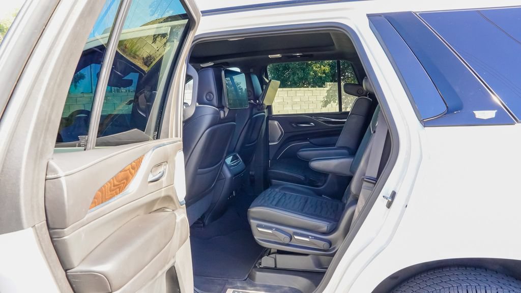 Used 2021 Cadillac Escalade Sport Platinum AWD/4WD image 10