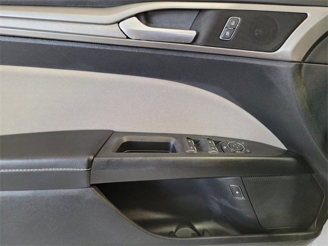 Used 2018 Ford Fusion S image 34