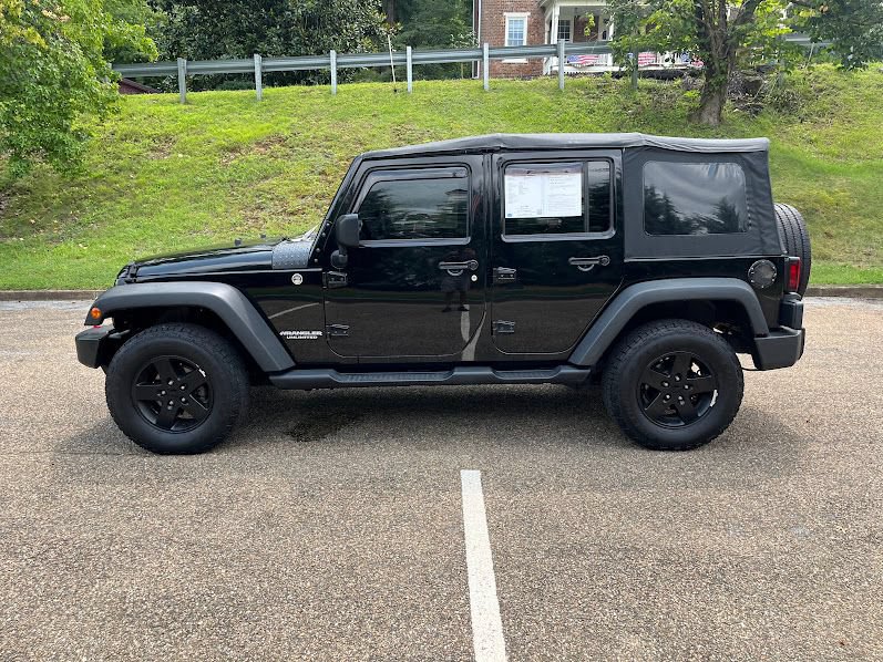 Used 2008 Jeep Wrangler Unlimited X AWD/4WD image 21