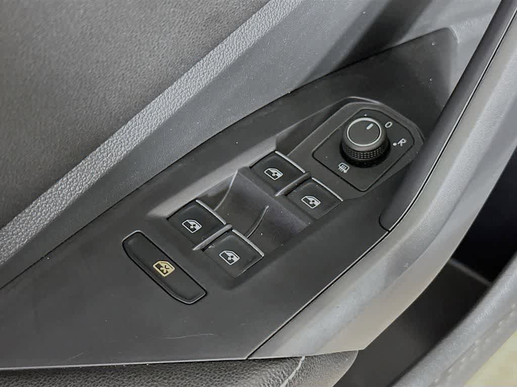 Used 2024 Volkswagen Jetta Sport FWD image 27