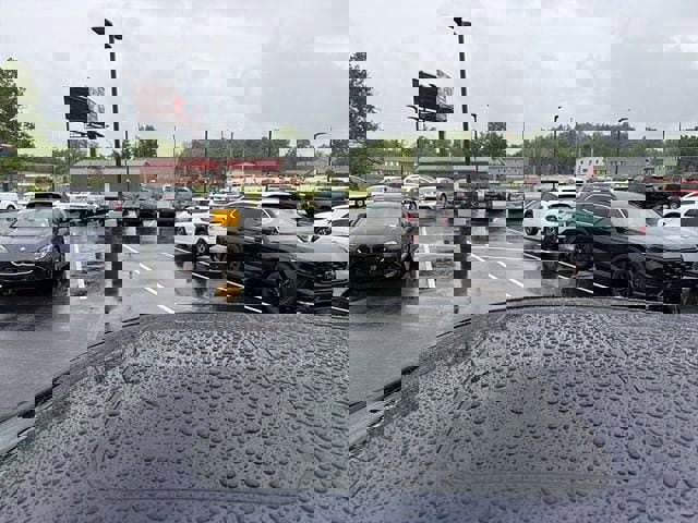 Used 2023 Toyota Corolla SE w/ SE Package image 4