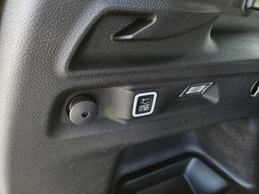 New 2026 Jeep Grand Cherokee L 2WD image 11