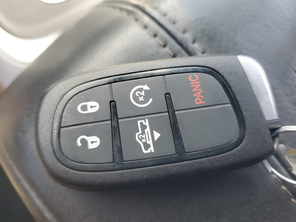 Used 2016 RAM 1500 Limited RWD image 24
