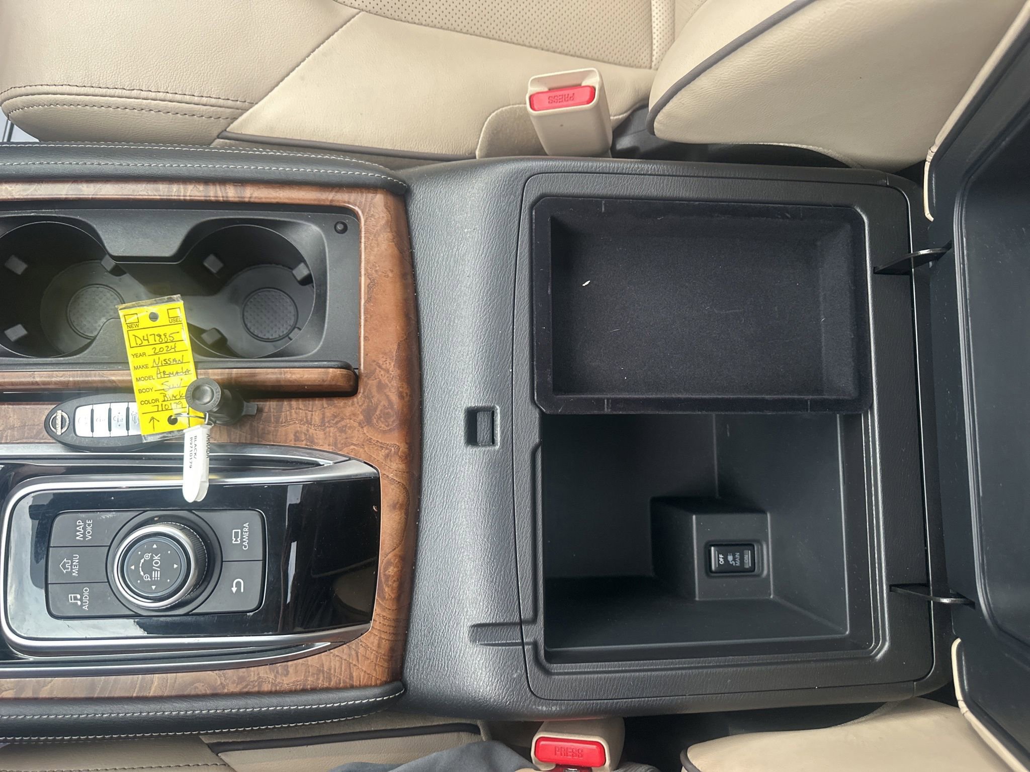 Used 2024 Nissan Armada SL w/ Cargo Package image 36