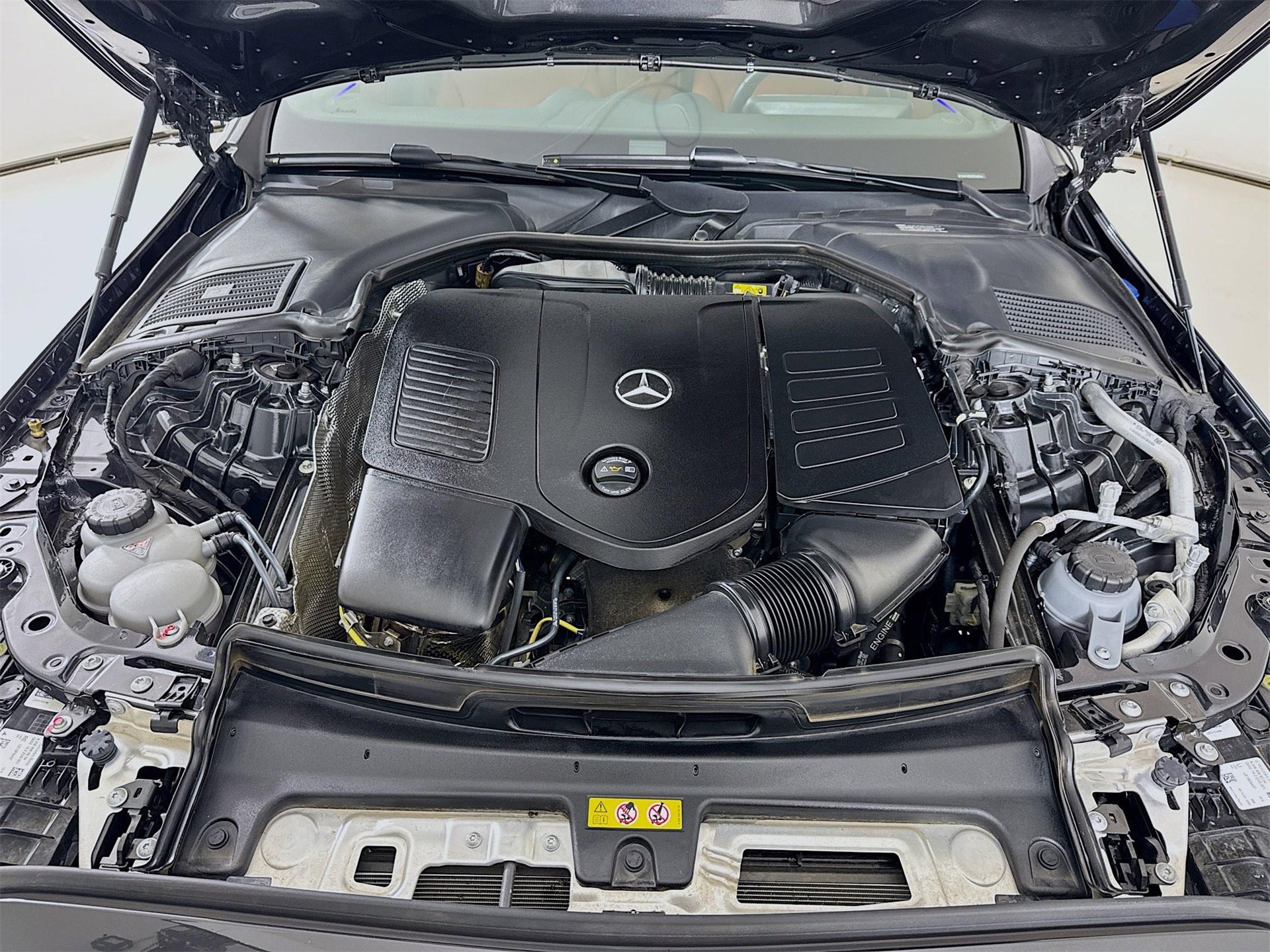 Certified 2025 Mercedes-Benz C 300 Sedan image 33