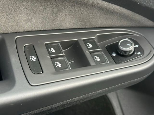 Used 2023 Volkswagen GTI Autobahn image 17