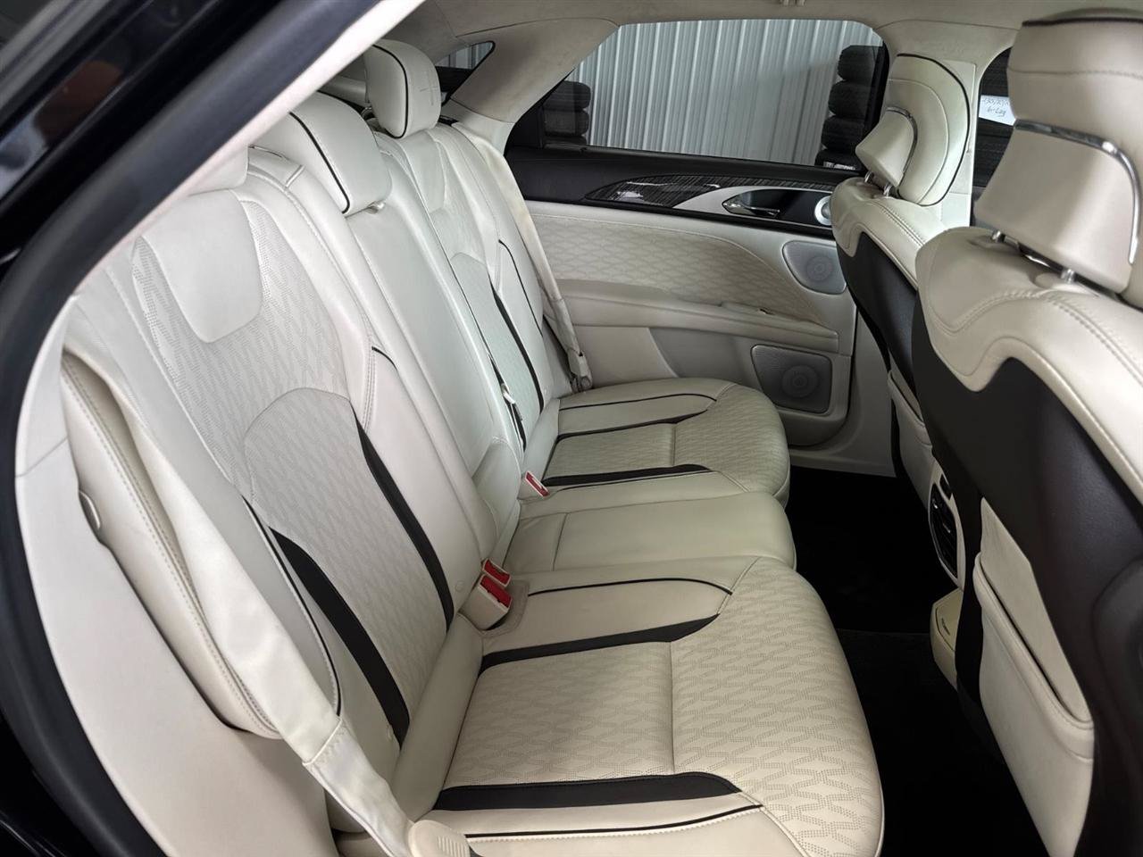 Used 2018 Lincoln MKZ Black Label w/ Technology Package AWD/4WD image 34