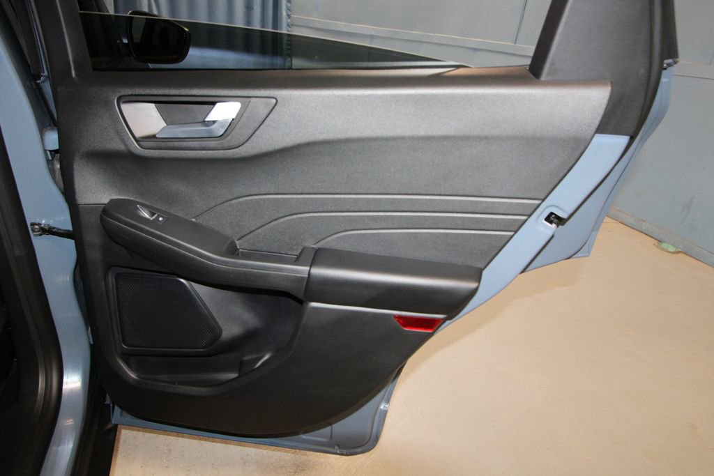 Used 2025 Ford Escape ST-Line Elite image 26