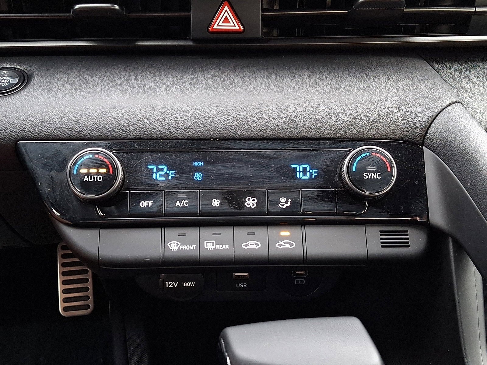 Certified 2025 Hyundai Elantra Sport FWD image 15