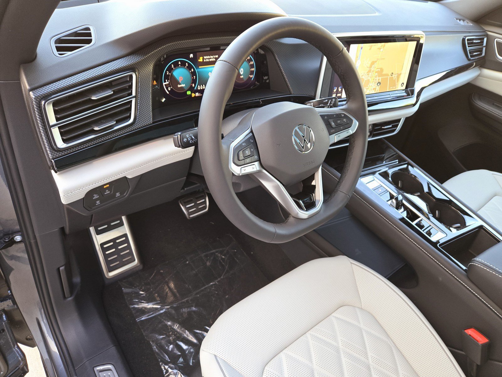 Used 2025 Volkswagen Atlas Cross Sport SEL Premium R-Line AWD/4WD image 8