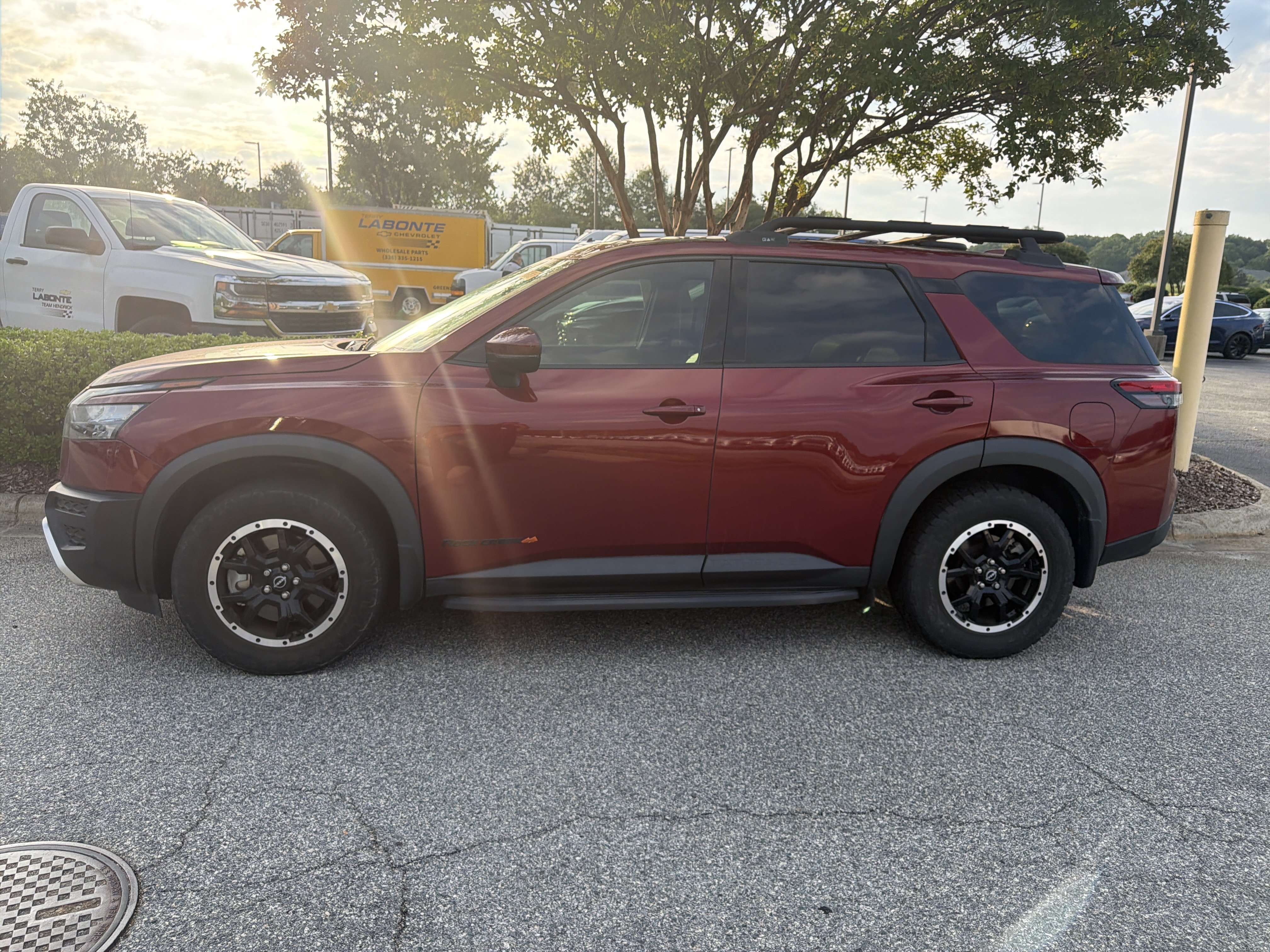 Used 2023 Nissan Pathfinder Rock Creek AWD/4WD image 7