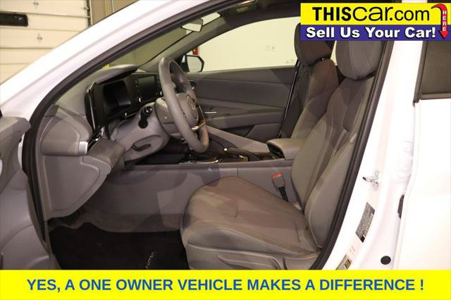 Used 2024 Hyundai Elantra SE FWD image 11