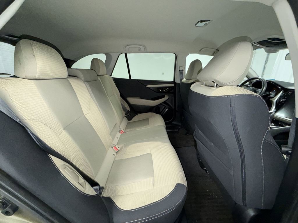 Used 2021 Subaru Outback Premium image 9
