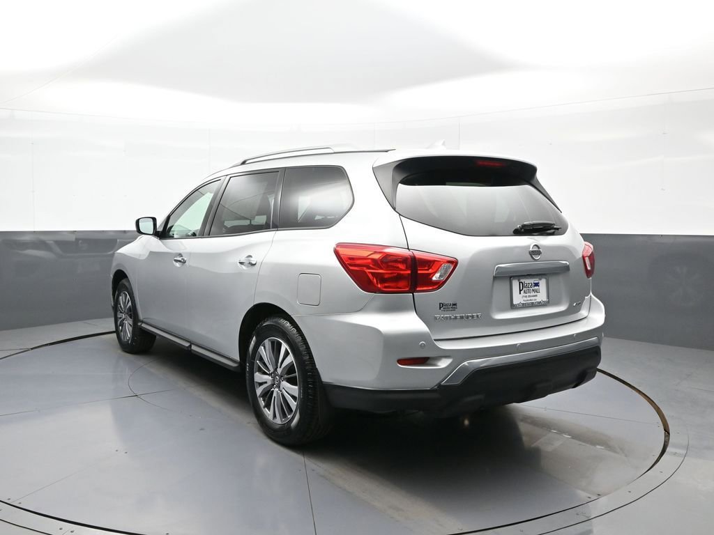 Used 2019 Nissan Pathfinder S AWD/4WD image 8