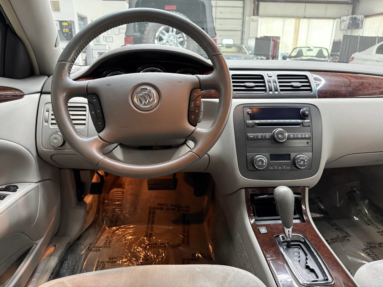 Used 2011 Buick Lucerne CX FWD image 21