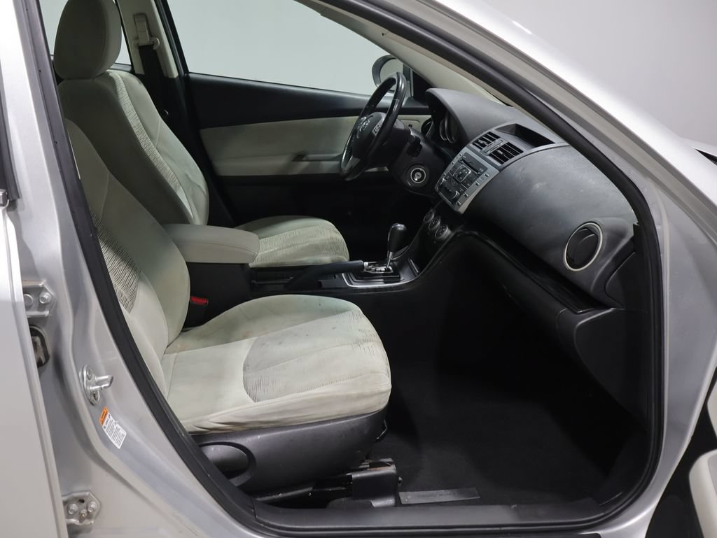 Used 2010 MAZDA MAZDA6 i Touring FWD image 16