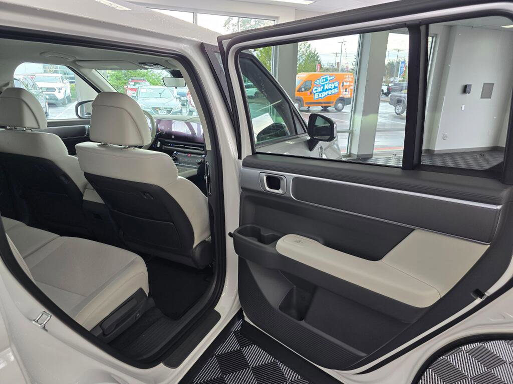 New 2026 Hyundai Santa Fe SE image 37