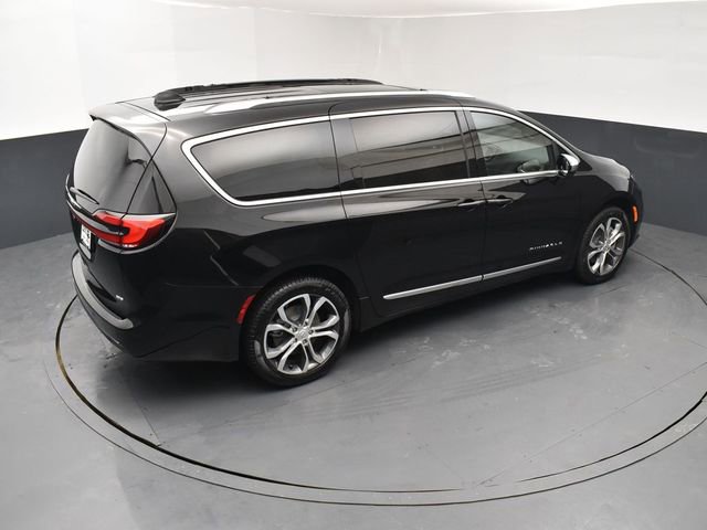 New 2026 Chrysler Pacifica Pinnacle AWD/4WD image 18